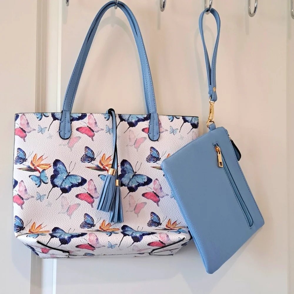 I M Heart tote with wristlet